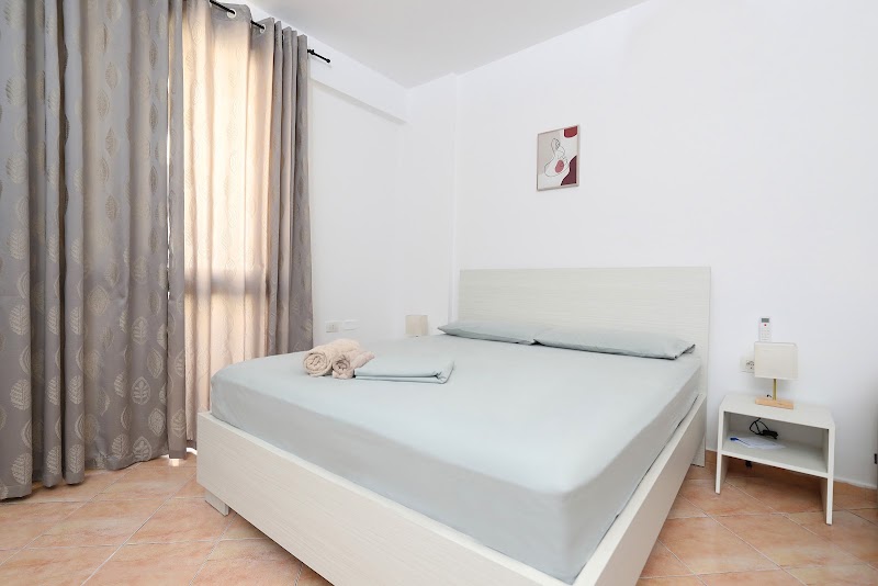 Sunny Side Apartments - Sunny Side Apartments, Rr. Gjergj Arianiti, Vlorë 9403, Albania