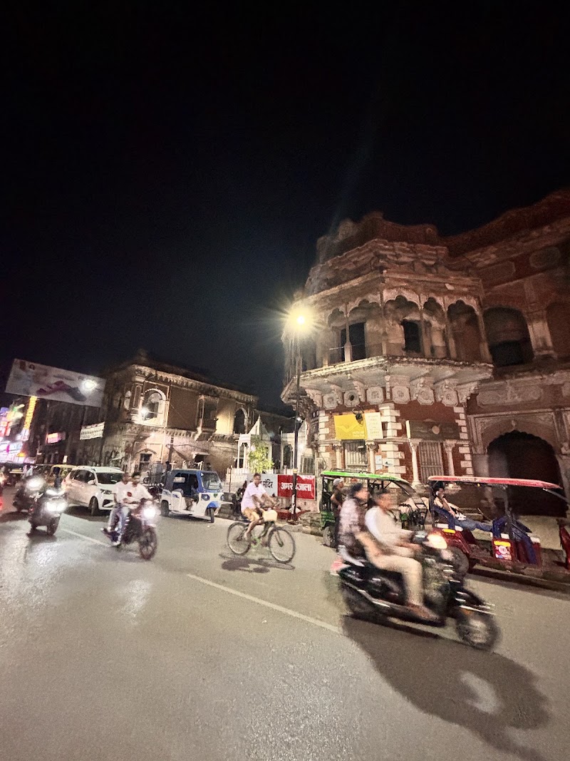 Megashop - Varanasi-Sankat Mochan - Megashop - Varanasi-Sankat Mochan B-29/26C, SANKATMOCHAN CROSSING, LANKA, ROAD WARD, Anandbagh, Bhelupur, Varanasi, Uttar Pradesh 221005, India