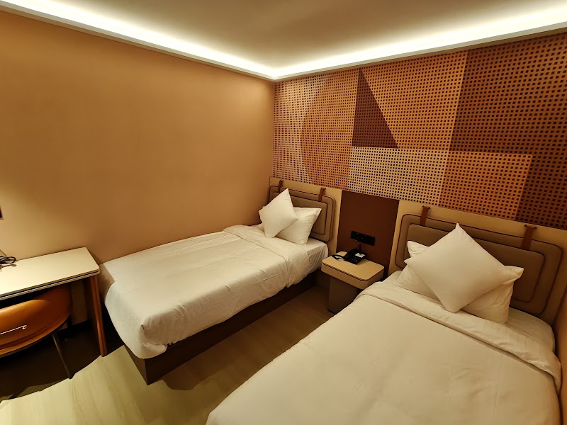 A Hotel Farrer Park - Newly Renovated - A Hotel Farrer Park - Newly Renovated, 165 Kitchener Rd, Singapore 208532