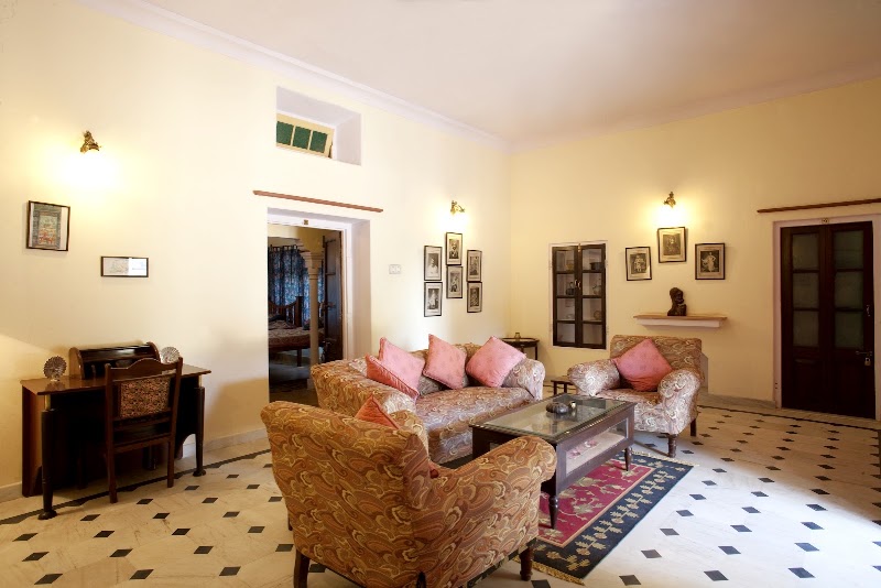 Roop Niwas Kothi - Roop Niwas Kothi, Kothi Rd, Shekhawati, Nawalgarh, Hanuman Ji Ki Dhani, Rajasthan 333042, India