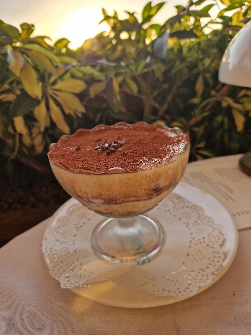 Cecconi's Mumbai - Cecconi's Mumbai 16, Juhu Tara Rd, Chandrabai Nagar, Juhu, Mumbai, Maharashtra 400049, India