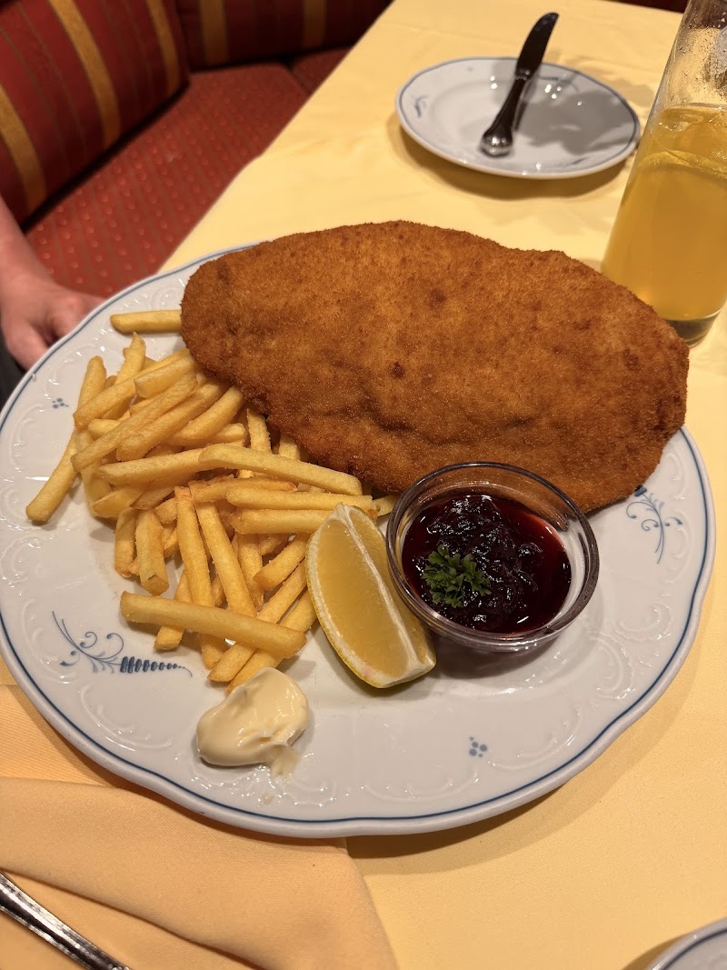 Restaurant Bierwirt - Restaurant Bierwirt Bichlweg 2, 6020 Innsbruck, Austria