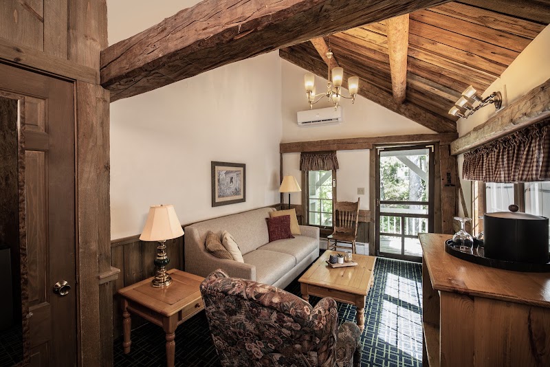 Christmas Farm Inn and Spa - Christmas Farm Inn and Spa 3 Blitzen Way, Jackson, NH 03846, USA