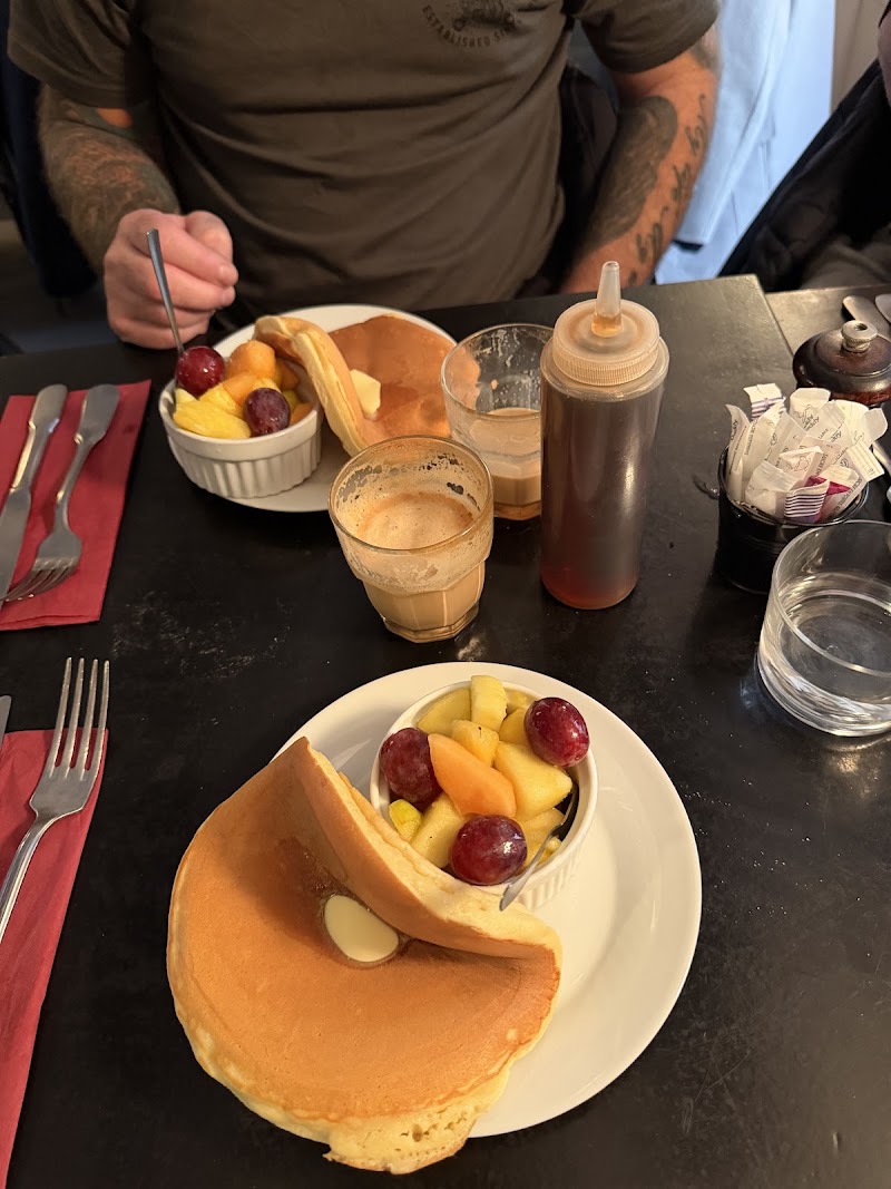 Eggs&Co. - Eggs&Co. 11 Rue Bernard Palissy, 75006 Paris, France