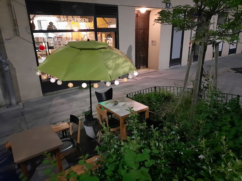 Grüner Schatten - Grüner Schatten Lustkandlgasse 48, 1090 Wien, Austria