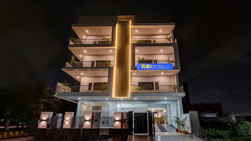 FabHotel The Glampoint - FabHotel The Glampoint Yakubpur, near Mukhiya Market, Sector 86, Noida, Uttar Pradesh 201304, India