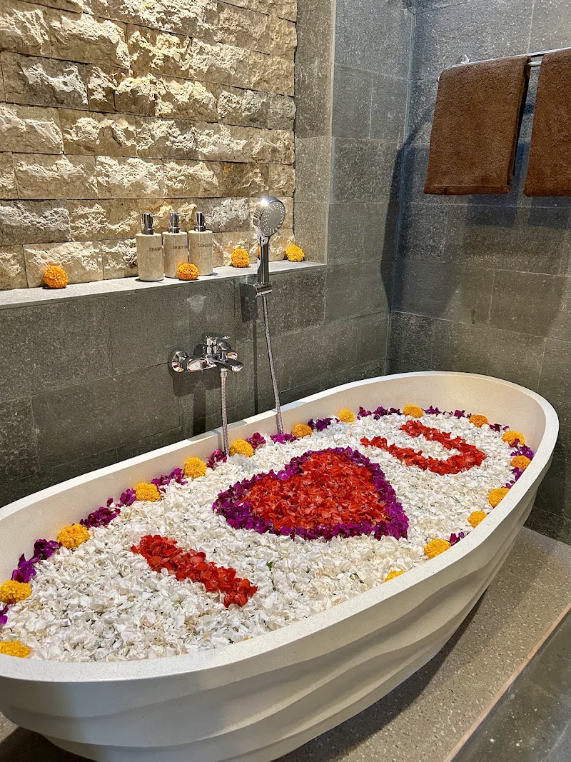 Uma Sari Villa - Uma Sari Villa Jl. Raya Sanggingan, Kedewatan, Kecamatan Ubud, Kabupaten Gianyar, Bali 80511, Indonesia