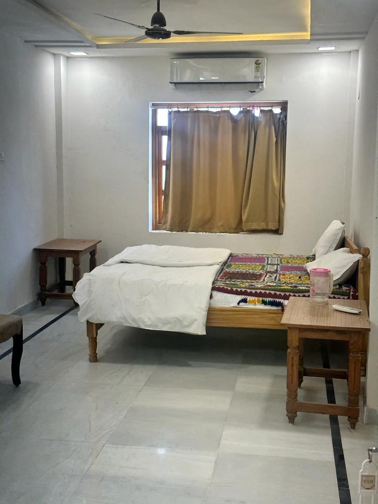 Hotel Gorakh Haveli - Hotel Gorakh Haveli, near Fort First Gate, Dhibba Para, Amar Sagar Pol, Jaisalmer, Rajasthan 345001, India
