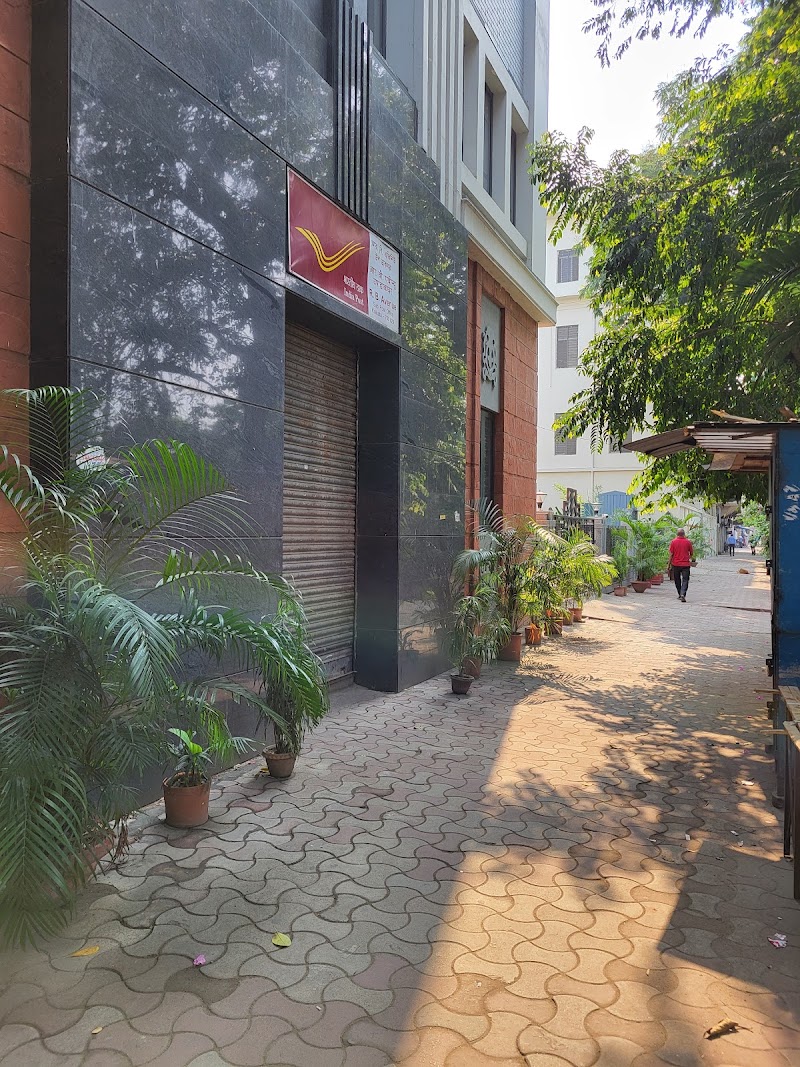 Rashbehari Avenue Post Office - Rashbehari Avenue Post Office, 142, Rash Behari Ave, lake Terrace, Gariahat, Kolkata, West Bengal 700029, India