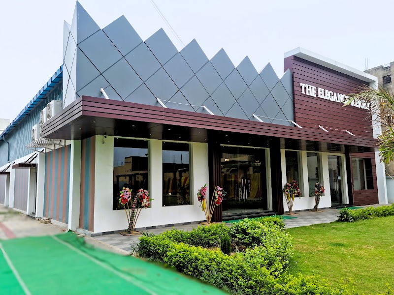 THE ELEGANCE RESORT - THE ELEGANCE RESORT PILLAR NO 200, NEAR, Digha Bridge Link Rd, Kusumpuram Colony, Patna, Bihar 801503, India