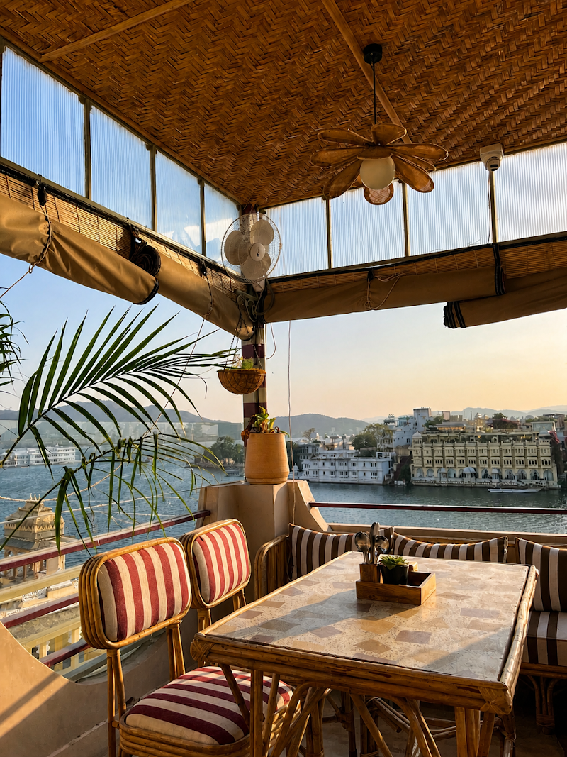 Bun and Bunks – Boutique Hostel & Rooftop Restaurant, Udaipur - Bun and Bunks – Boutique Hostel & Rooftop Restaurant, Udaipur 23, Gangaur Ghat Marg, near Bagor Ki Haveli, Hotel Gangaur Palace, Udaipur, Rajasthan 313001, India