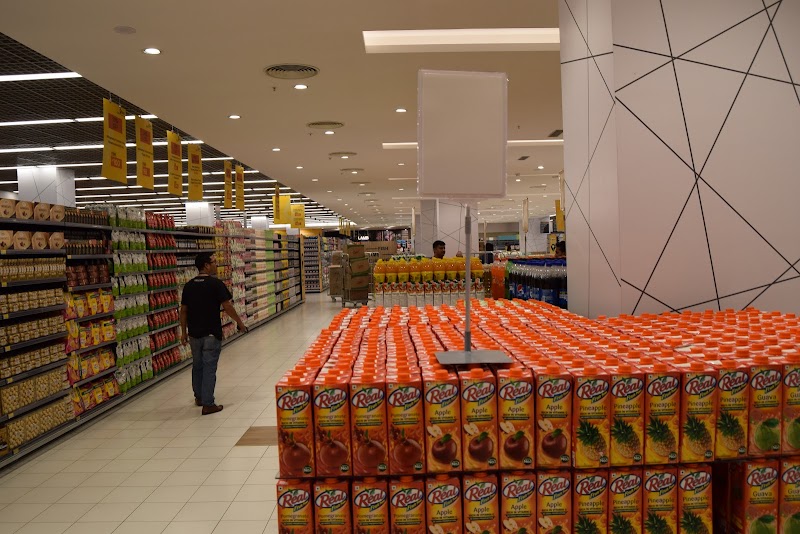 Lulu Mall, Lucknow - Lulu Mall, Lucknow 2T-5, Amar Shaheed Path, Golf City, Sector B Ansal API, IBB, Lucknow, Uttar Pradesh 226030, India