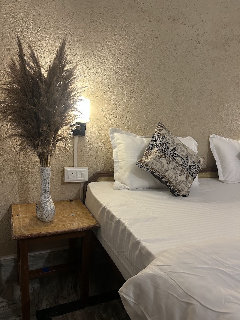 Tiny Spot Hostel Rishikesh - Tiny Spot Hostel Rishikesh, Tiny Spot Hostel, Laxman Jhula Rd, Lower, Tapovan, Rishikesh, Jonk, Uttarakhand 249192, India