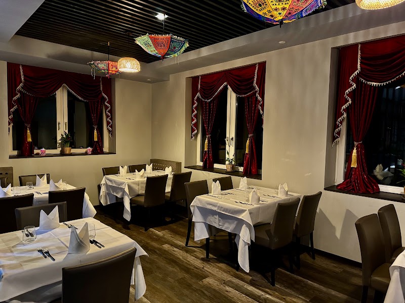 Indian Restaurant Garhwal - Indian Restaurant Garhwal, Winterthurerstrasse 457, 8051 Zürich, Switzerland