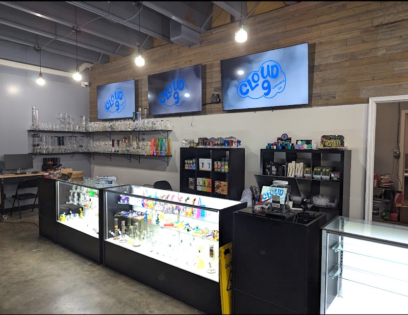 Cloud 9 Cannabis Co. - Cloud 9 Cannabis Co. 20308 77th Ave NE Ste b, Arlington, WA 98223, USA