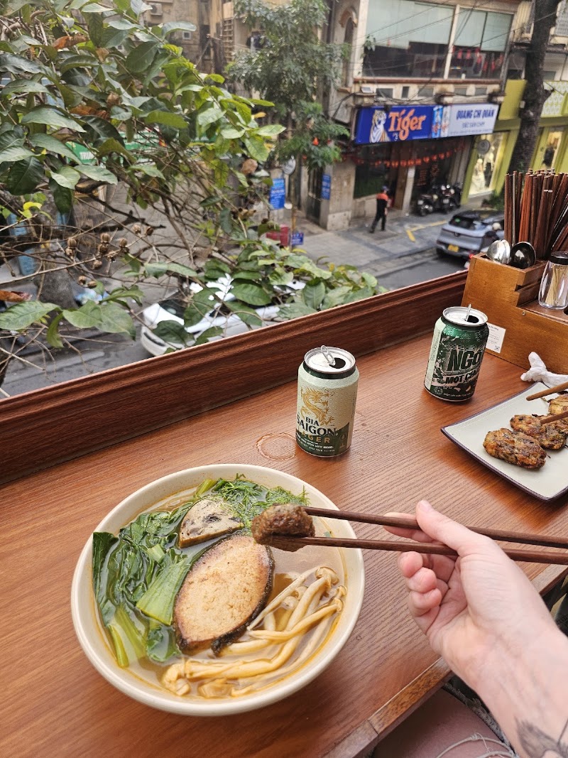 Quán Quê | VEGAN FOOD· VIETNAMESE HOME FOOD · DRINKS - Quán Quê | VEGAN FOOD· VIETNAMESE HOME FOOD · DRINKS 25, Number 25 P. Hàng Vôi, Street, Hoàn Kiếm, Hà Nội, Vietnam