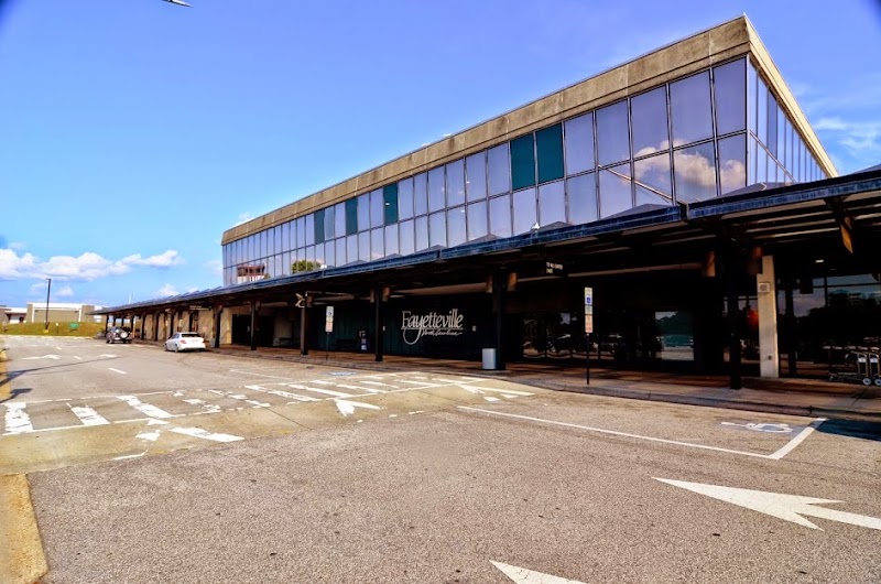 Fayetteville Regional Airport (FAY) - Fayetteville Regional Airport (FAY), 400 Airport Rd, Fayetteville, NC 28306, USA