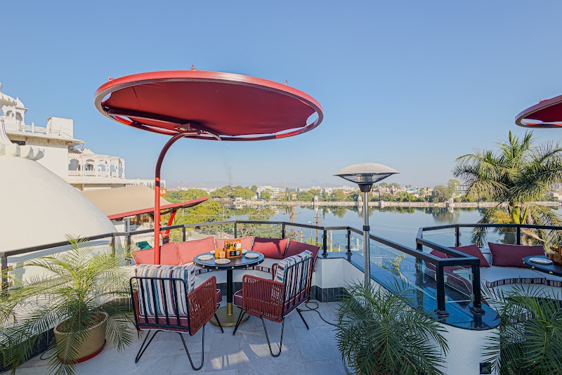 SWAROOP VILAS - LAKE FACING BOUTIQUE HOTEL - SWAROOP VILAS - LAKE FACING BOUTIQUE HOTEL No 6 Ambavgarh, opposite Lake Swaroop Sagar, Ambamata, Udaipur, Rajasthan 313004, India