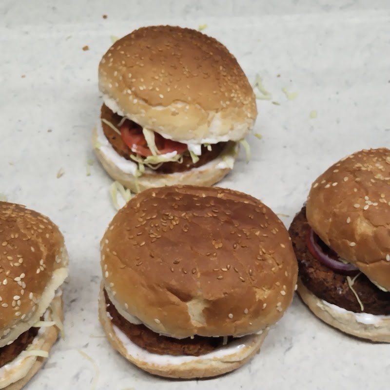 Himalayan Food Corner - Himalayan Food Corner near Dev Sanskriti Tour and Travels, Aut, Himachal Pradesh 175121, India