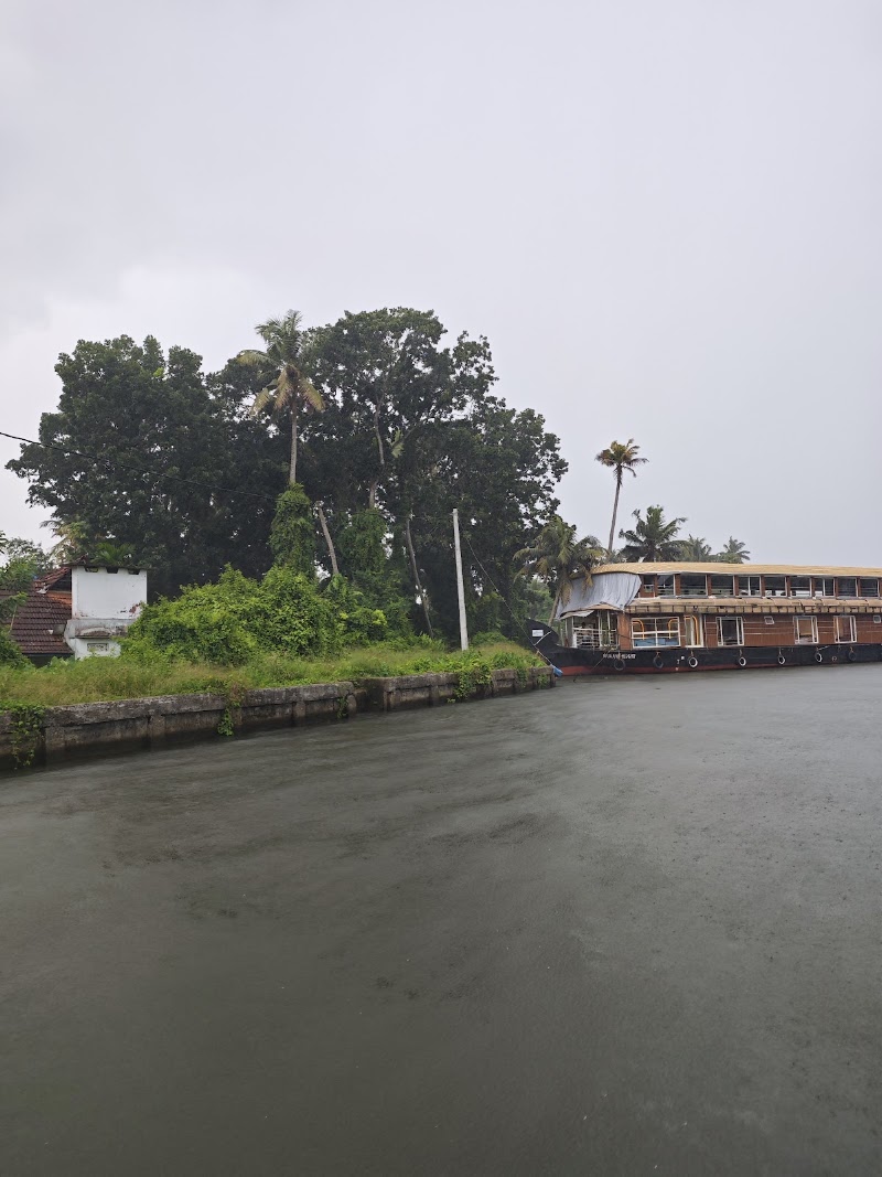 Alleppey Backwaters - Alleppey Backwaters Punnamada, Kottankulangara, Alappuzha, Aryad South, Kerala 688006, India