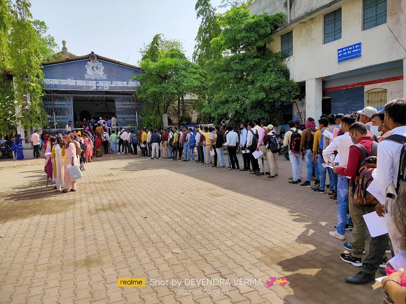 Prof.J.N Pandey Shaa. Bahu. Uchch. Maha. Vidyalaya - Prof.J.N Pandey Shaa. Bahu. Uchch. Maha. Vidyalaya, 6JQR+5RF, Byron Bazar, Janta Colony, Raipur, Chhattisgarh 492001, India