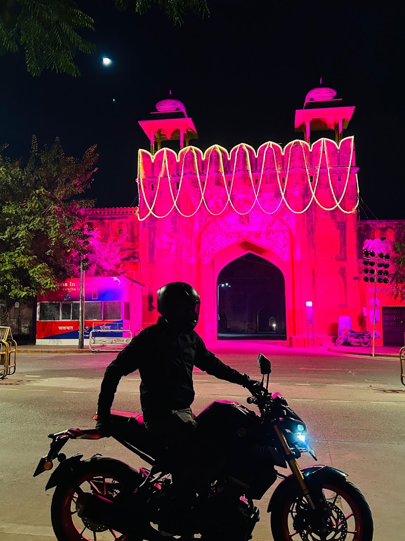 Sireh Deori - Sireh Deori WRGH+C2J, Tulsi Marg, Gangori Bazaar, J.D.A. Market, Pink City, Jaipur, Rajasthan 302002, India