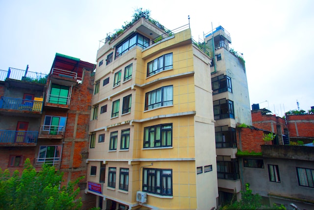 OYO 167 The Hotel Lotus Buddha - OYO 167 The Hotel Lotus Buddha Hotel Adventure Homes, Bagawan Bahal Marg, Kathmandu 44600, Nepal