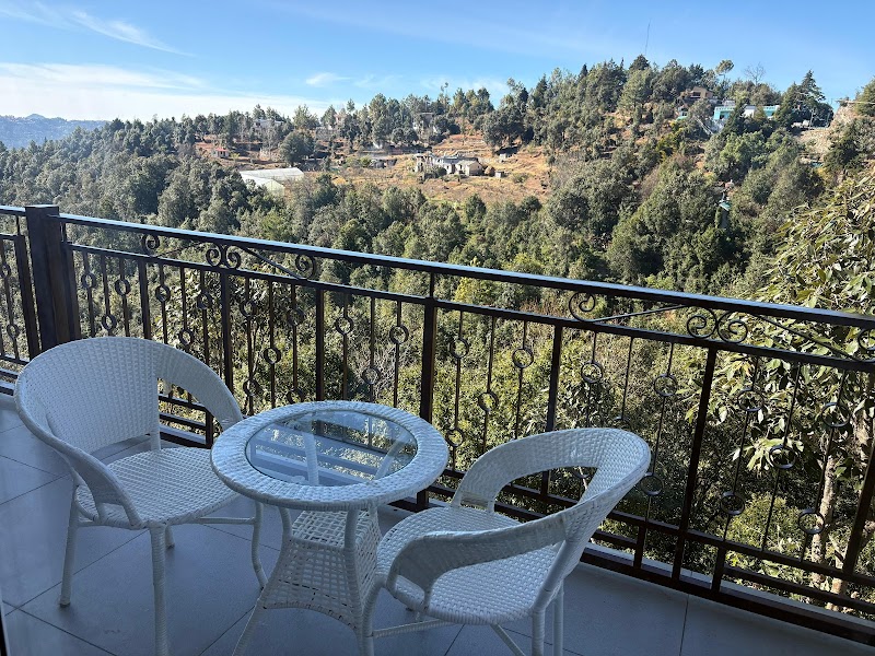 Mukteshwar Valley Resort