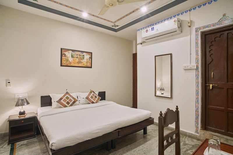 Elysium Retreat- The Heritage Haveli - Elysium Retreat- The Heritage Haveli Asind Ki Haveli, 949, City Palace Rd, Jagdish Chowk, Udaipur, Rajasthan 313001, India
