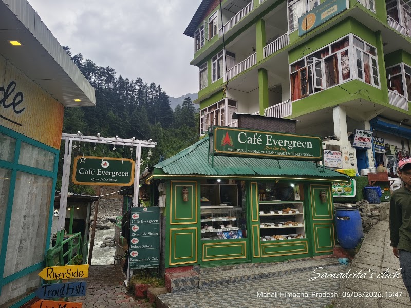 Cafe Evergreen Manali - Cafe Evergreen Manali Manu Temple Rd, Old Manali, Manali, Himachal Pradesh 175131, India