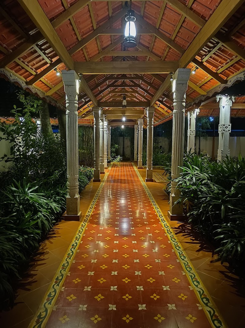 Cyrus Lake Resort - Cyrus Lake Resort near Pathiramanal Jetty, Kayippuram, Muhamma, Kerala 688525, India