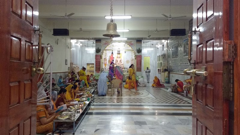 Shri 1008 Shantinath Digambar Jain Temple - Shri 1008 Shantinath Digambar Jain Temple Mondha Road, Jafar Gate, V8PP+G23, Shahgunj, Chhatrapati Sambhajinagar, Maharashtra 431001, India