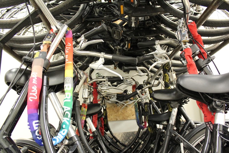 Black Bikes | Bike Rental at Dam Square in the City Centre of Amsterdam - Black Bikes | Bike Rental at Dam Square in the City Centre of Amsterdam Nieuwezijds Voorburgwal 146, 1012 SJ Amsterdam, Netherlands