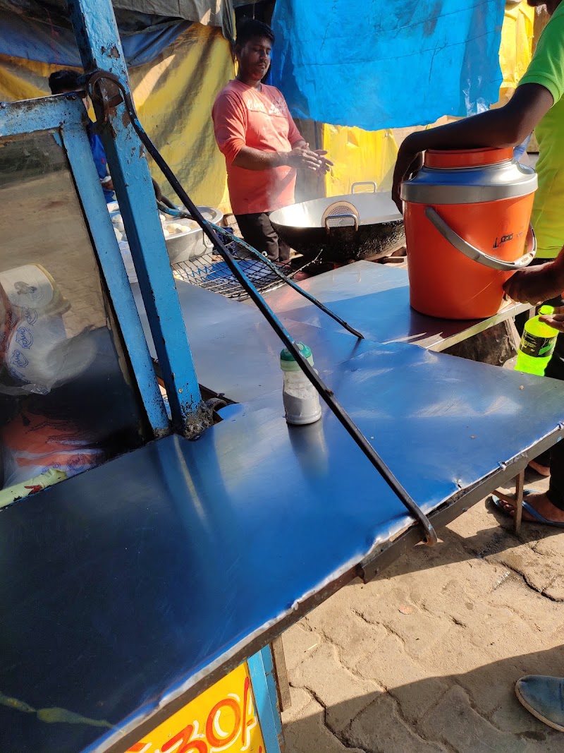 Chole Bhature (Vishal Chowhan) - Chole Bhature (Vishal Chowhan) Mela ground, road, near Dada Dev Mandir Road, Dev Kunj, Sector 7 Dwarka, Raj Nagar, New Delhi, Delhi, 110077, India