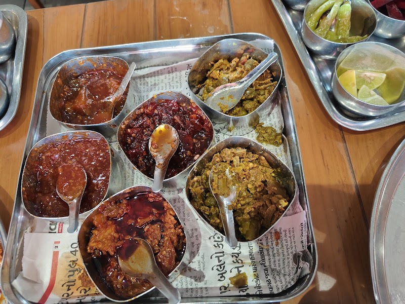Shree Khodiyar Kathiyawadi Dhaba - Shree Khodiyar Kathiyawadi Dhaba, NH 48, Thala, Chikhli, Gujarat 396521, India