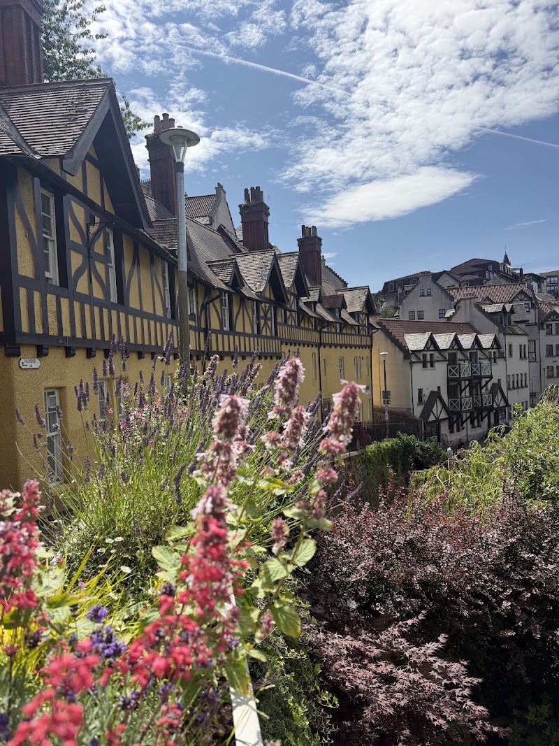 Dean Village Edinburgh - Dean Village Edinburgh, Dere House, Damside, Edinburgh EH4 3BB, UK