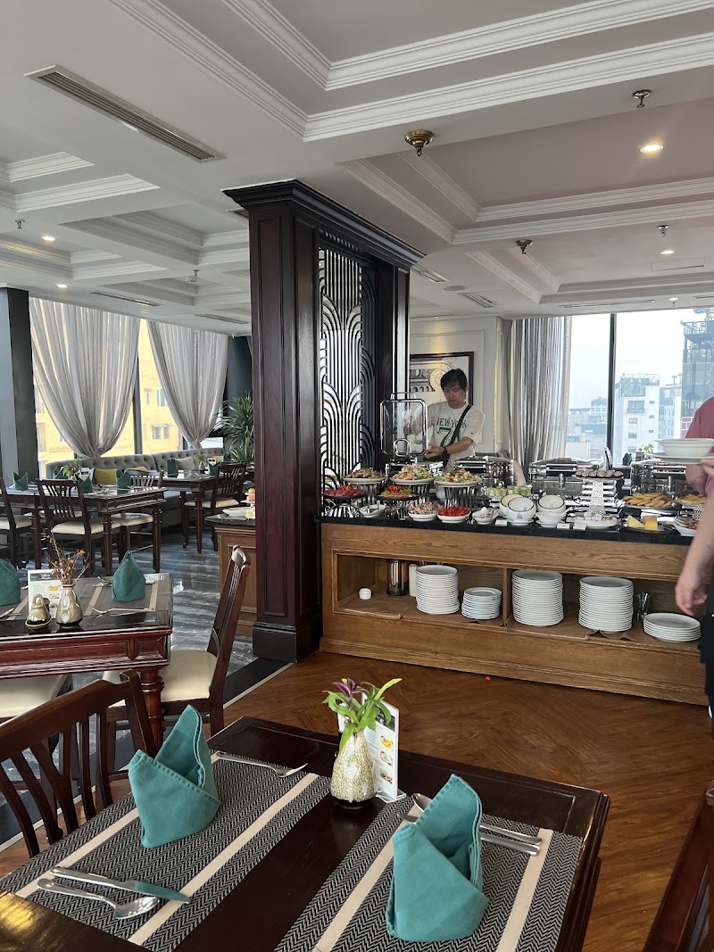 UPPER CLOUD RESTAURANT LAKEVIEW - UPPER CLOUD RESTAURANT LAKEVIEW The 10th floor of Lucien Hanoi Lakeside Hotel & Rooftop, 02 P. Cầu Gỗ, Lane, Hoàn Kiếm, Hà Nội 10000, Vietnam
