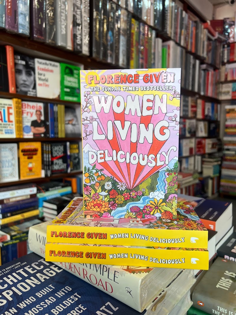 Bahrisons Booksellers Galleria - Bahrisons Booksellers Galleria 2nd floor, R1, Galleria Market, Sector 28, DLF Phase IV, Gurugram, Haryana 122009, India