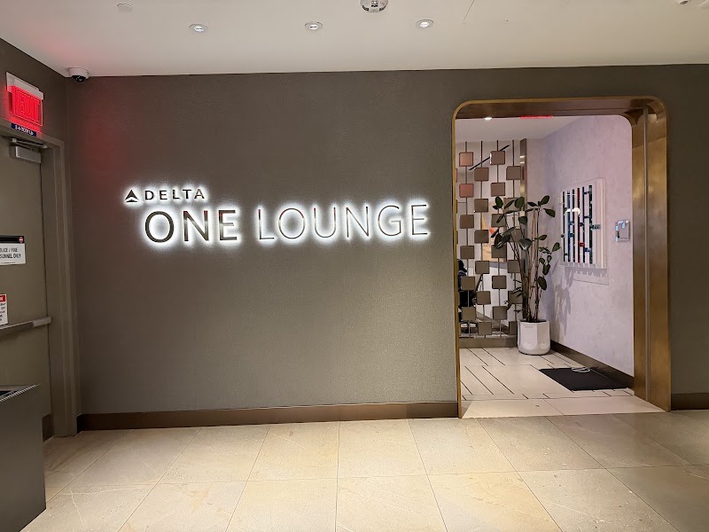 Delta One Lounge at LAX - Delta One Lounge at LAX, 1 World Wy, Los Angeles, CA 90045, USA