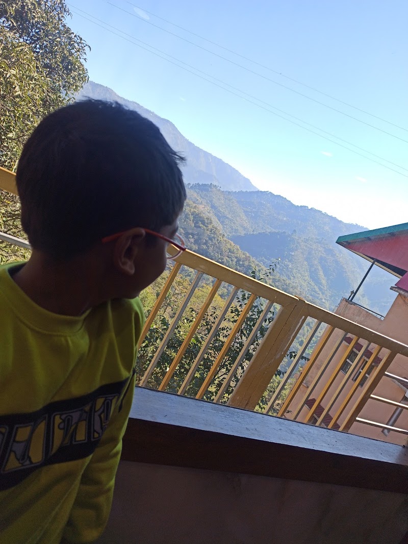 Hotel west end home stay - Hotel west end home stay 46PG+HHC, craignano road, opposite green wood estate, Mashobra, Himachal Pradesh 171007, India