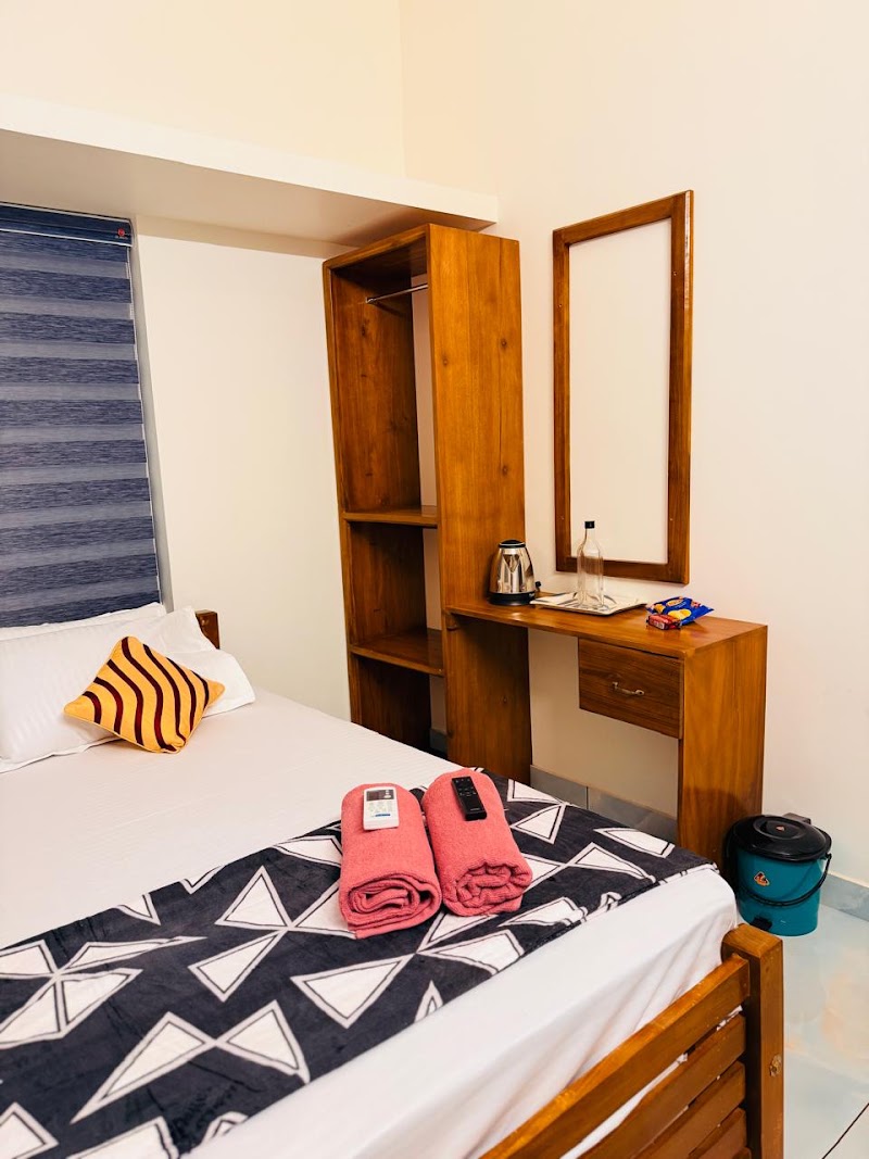 hello 6 cliff stay varkala - hello 6 cliff stay varkala, blackbeachroad, N Cliff Rd, Varkala, Kerala 695141, India