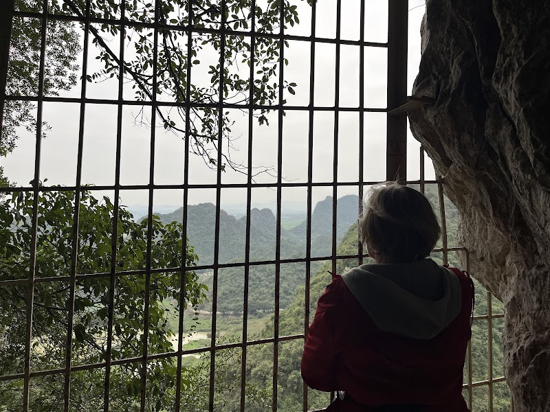 Vai Gioi Cave - Vai Gioi Cave, 6W82+C77, Nam Hoa Lu, Ninh Binh, Vietnam