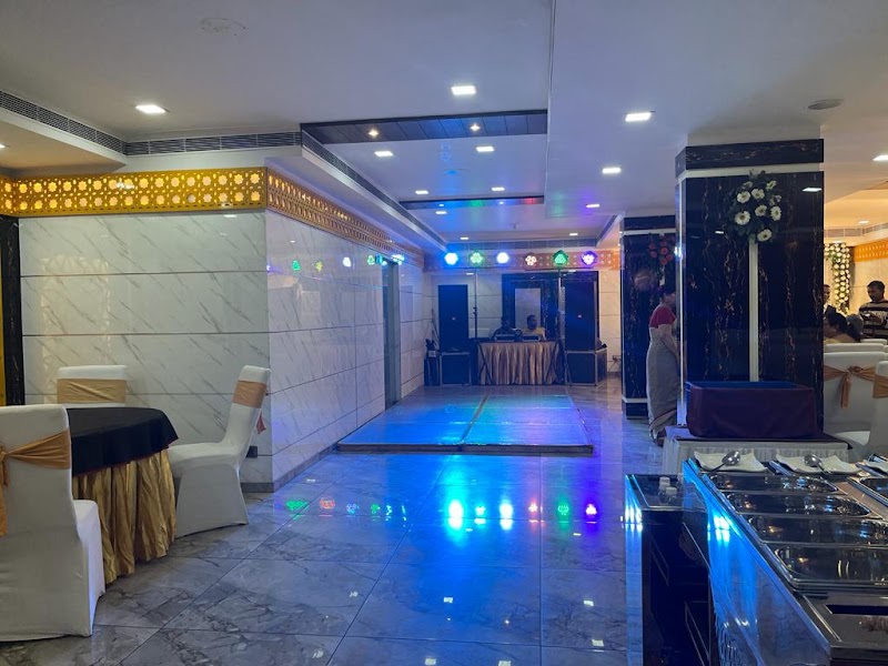 Hotel Mera Mann - Hotel Mera Mann 1, Station Rd, beside St.Agnes Chruch, Udaiganj, Husainganj, Lucknow, Uttar Pradesh 226001, India