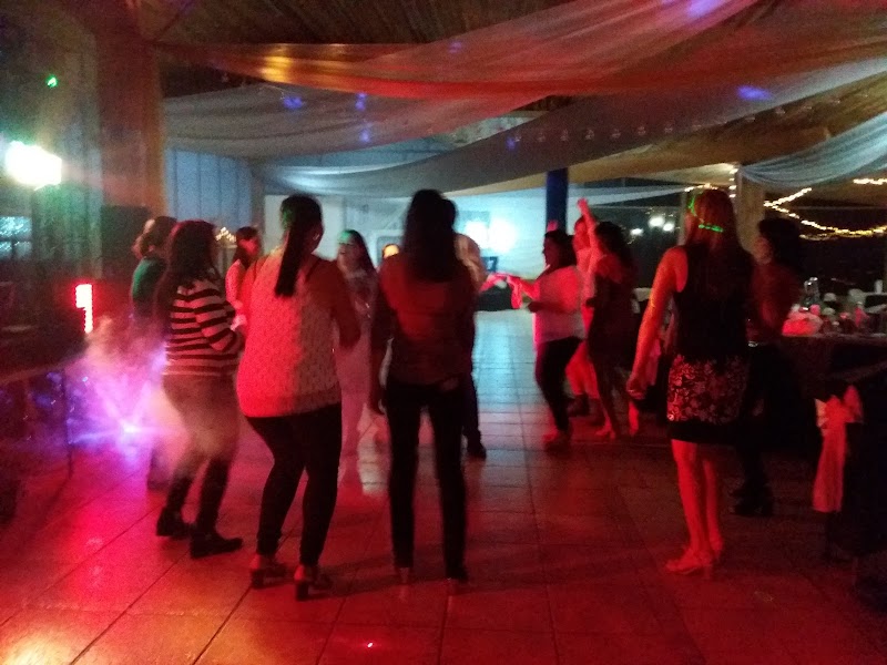 Centro de Eventos Luna Llena - Centro de Eventos Luna Llena San Rafael Nte., San José, Pérez Zeledón, 11901, Costa Rica