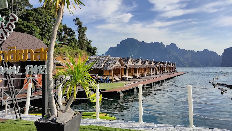 Nang Prai Raft House