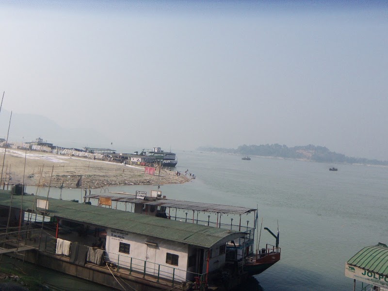 Brahmaputra Cruise Pvt. Ltd. - Brahmaputra Cruise Pvt. Ltd. ALFRESCO GRAND, MG Rd, near Shree Hanuman Mandir, Uzan Bazar, Guwahati, Assam 781001, India