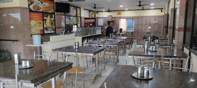 Hotel Aryaas Katpadi