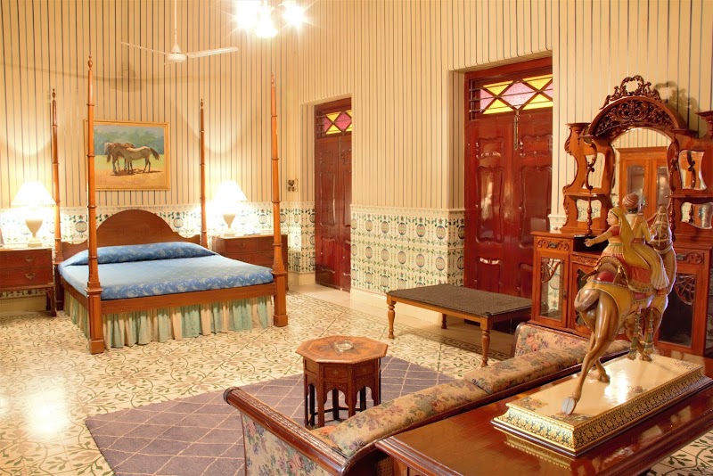 Hotel in Bikaner : Bhanwar Niwas - Hotel in Bikaner : Bhanwar Niwas, Rampuria Street, Joshiwara, Old Bikaner, Bikaner, Rajasthan 334001, India