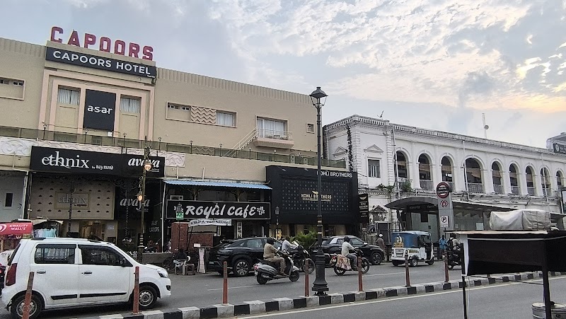 Royal Cafe(Hazratganj) - Royal Cafe(Hazratganj) 51, Mahatma Gandhi Marg, Sushanpura, Hazratganj, Lucknow, Uttar Pradesh 226001, India