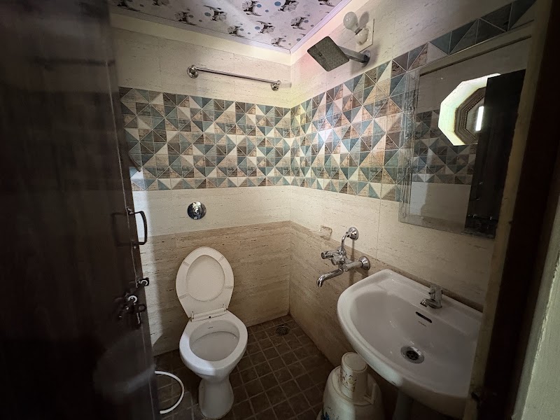 Coastal Club - Eagle Resort - Coastal Club - Eagle Resort, 9P73+C66, Road, opp. Ameen Compound, near Vadabhandeshwara Temple, Malpe, Thottam, Udupi, Karnataka 576108, India
